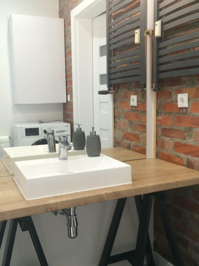Apartament Lila 斯维诺乌伊希切 外观 照片